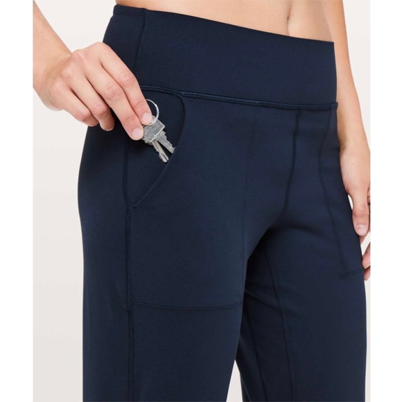 Lululemon Sz 2 Align Jogger Crop *23" in True Navy Nulu Material Size 2 - Picture 5 of 15